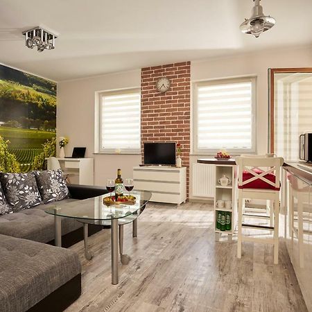 Apartament Winnica Zielona Góra Eksteriør bilde