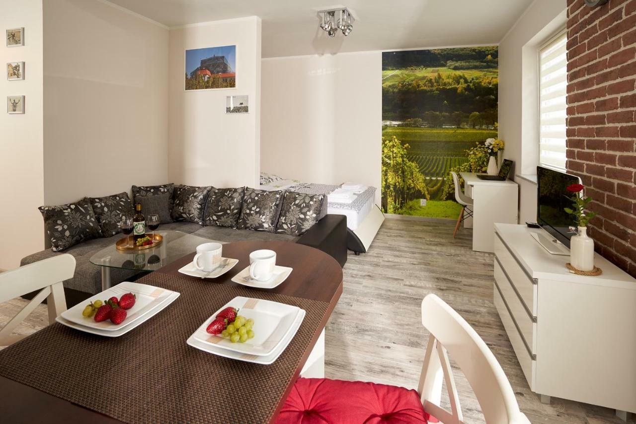 Apartament Winnica Zielona Góra Eksteriør bilde